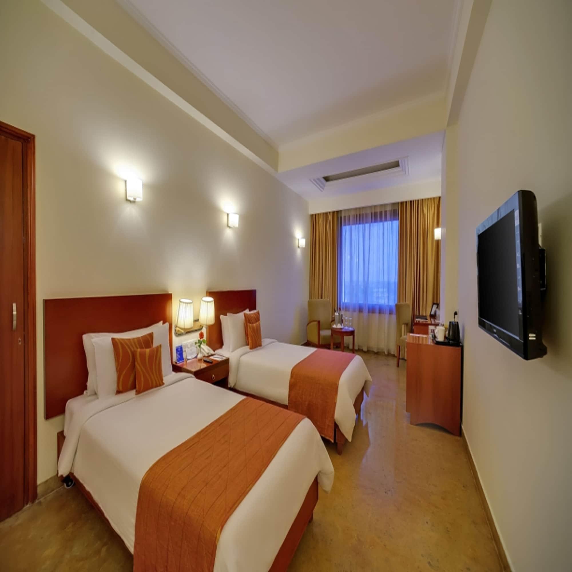 The Royal Plaza Gangtok Hotel Buitenkant foto