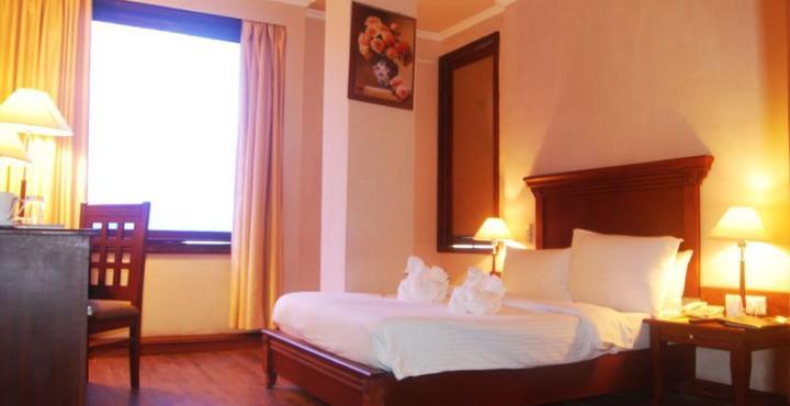 The Royal Plaza Gangtok Hotel Buitenkant foto