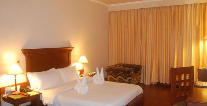 The Royal Plaza Gangtok Hotel Buitenkant foto