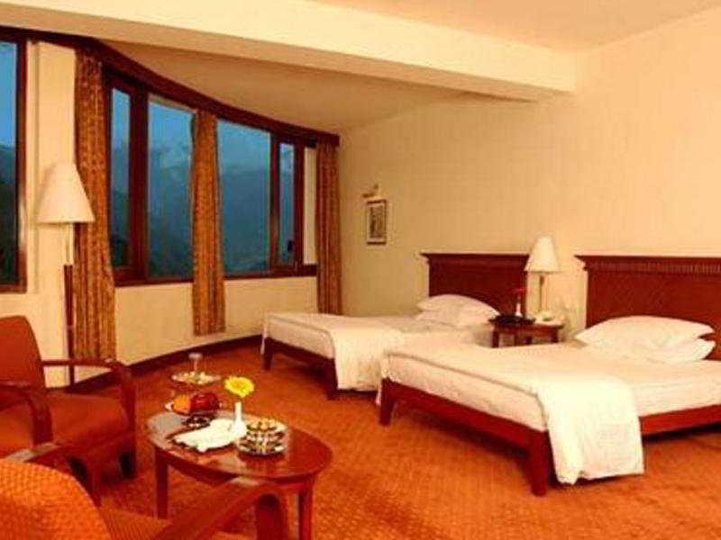 The Royal Plaza Gangtok Hotel Buitenkant foto