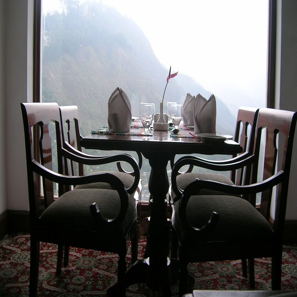 The Royal Plaza Gangtok Hotel Buitenkant foto