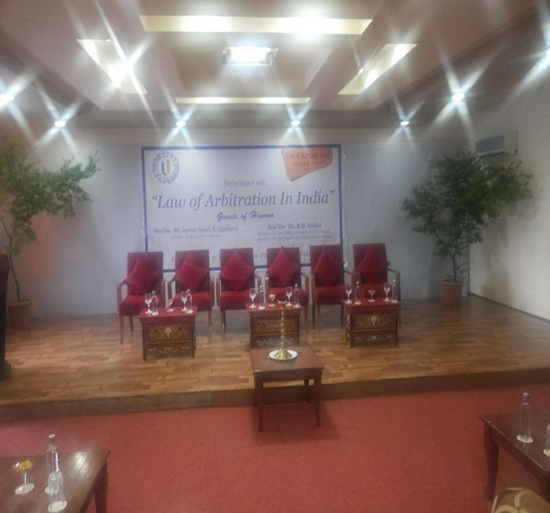 The Royal Plaza Gangtok Hotel Buitenkant foto