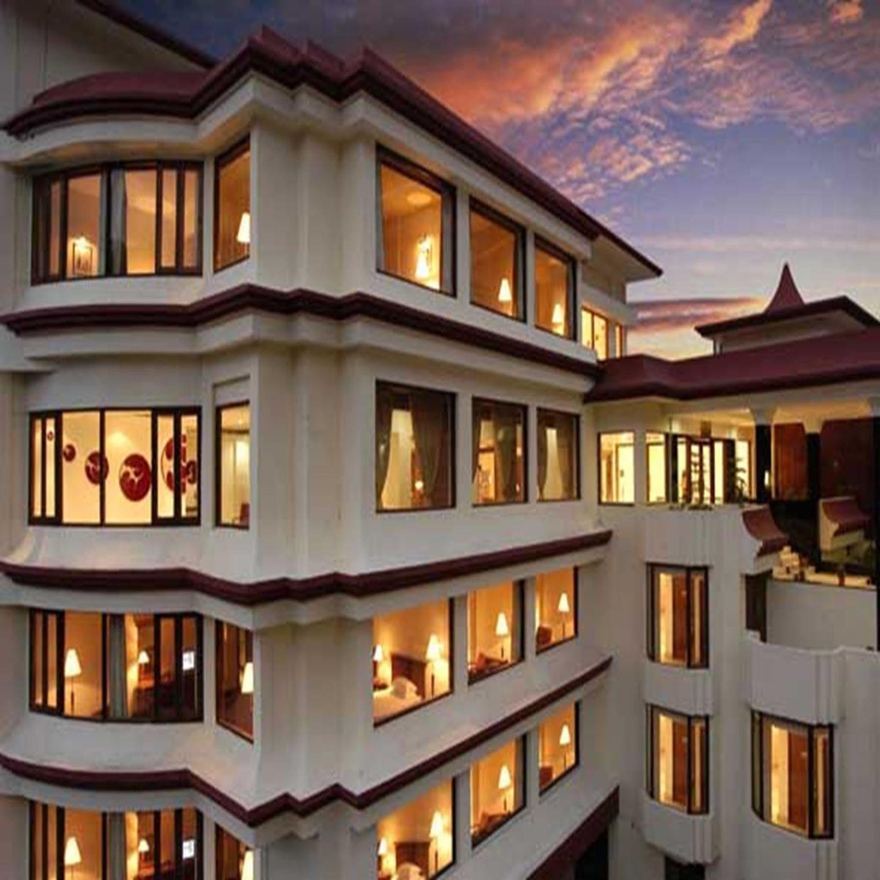 The Royal Plaza Gangtok Hotel Buitenkant foto