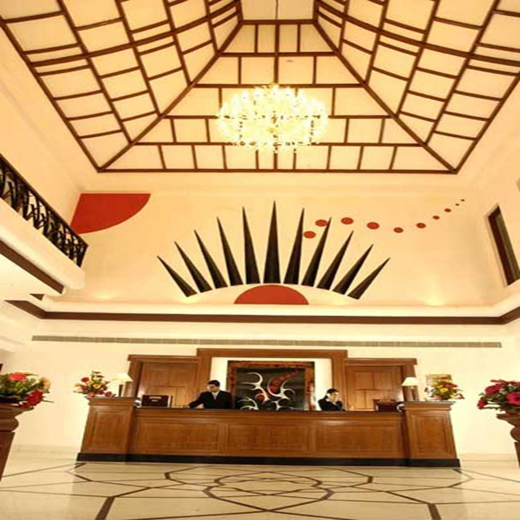 The Royal Plaza Gangtok Hotel Buitenkant foto